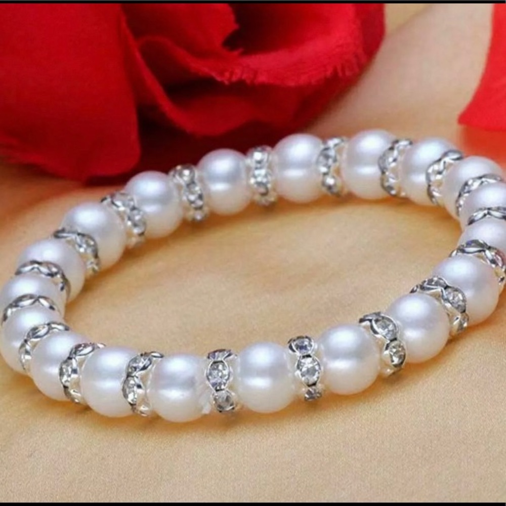 BRAND NEW 8mm GENUINE FRESHWATER PEARL BRACELET